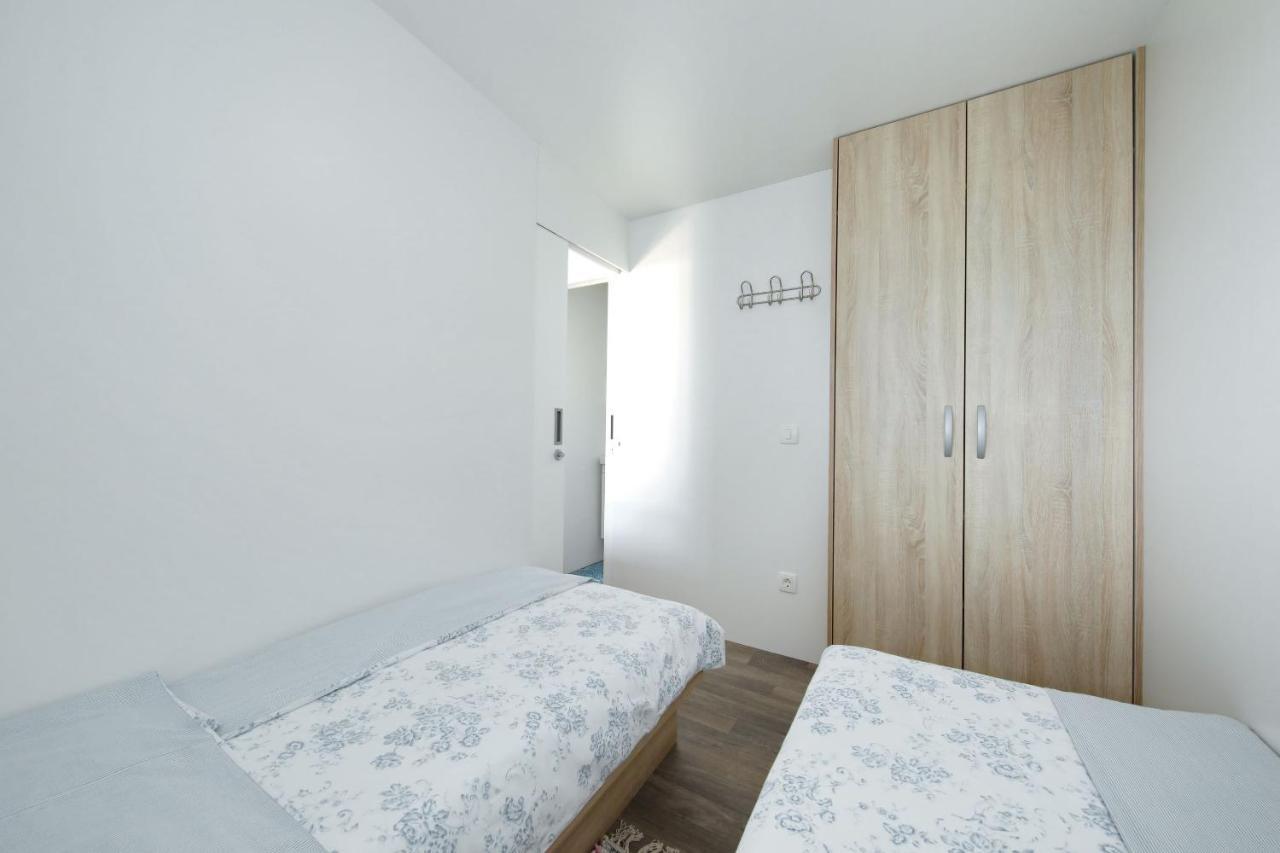 Mobile home Safir Biograd Na Moru Extérieur photo